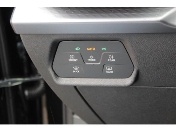 Cupra Leon 1.5 TSI DSG e-Hybrid VZ Black Edition NAVI KAMERA DCC EL.SITZ ACC GRA 19