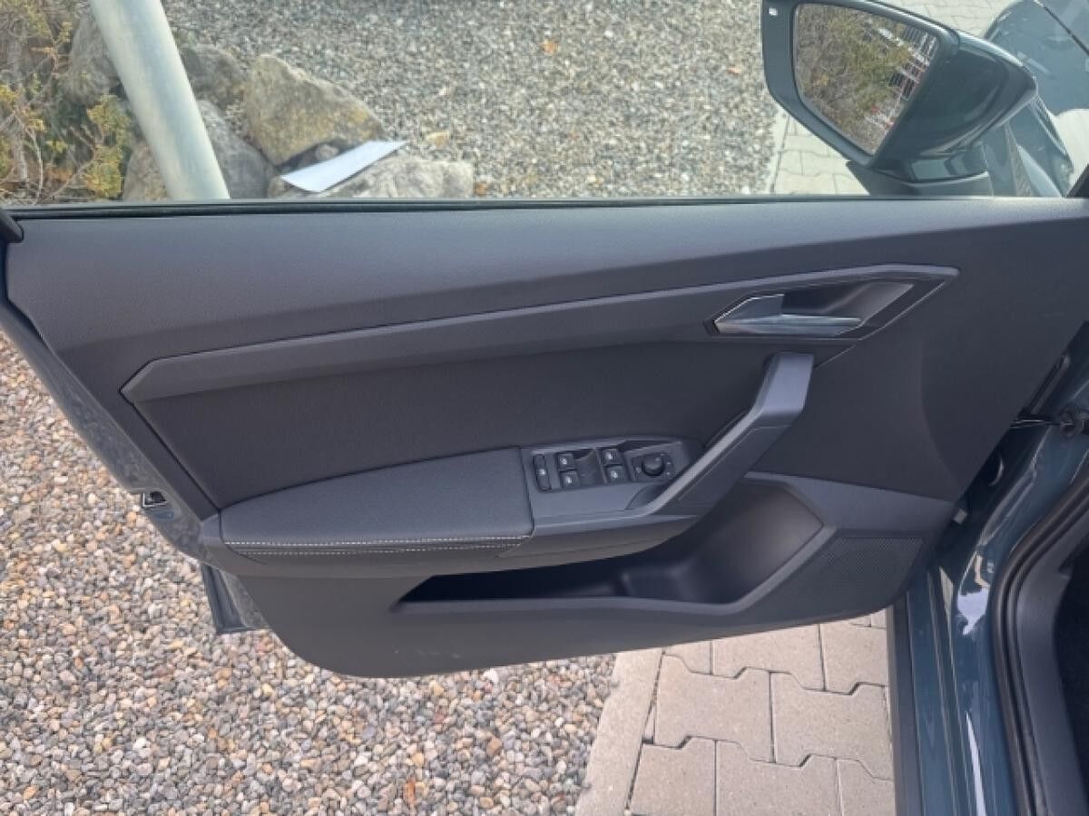 Seat Arona Road Edition 1.0 TSI VOLL LED RÜCKFAHRKAMERA SHZ KLIMA