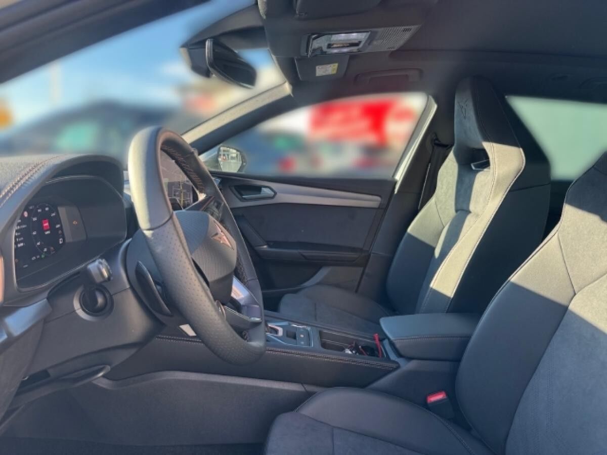 Cupra Leon Sportstourer 2.0 TSI 4Drive DSG MATRIX LED PANORAMA NAVI