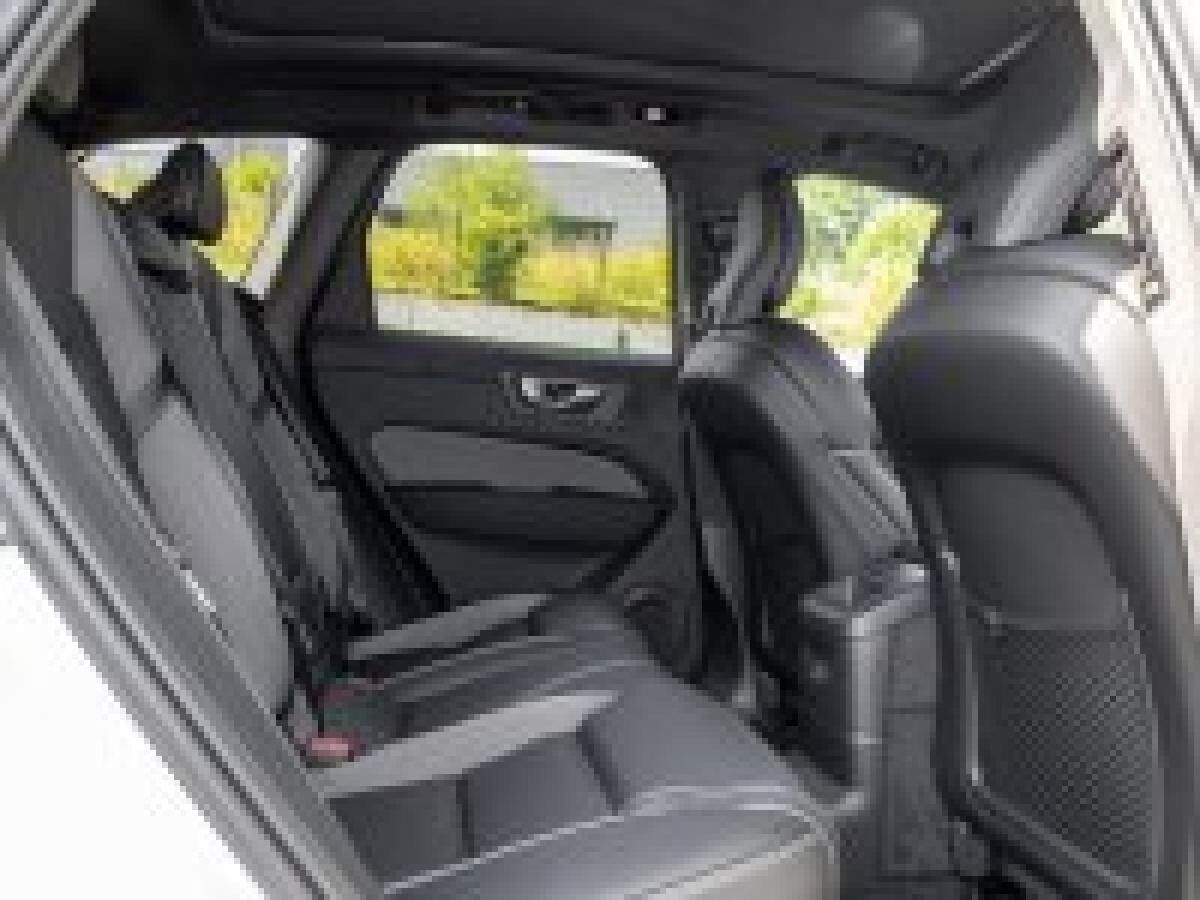 Volvo XC60 T6 Plus Black Edition