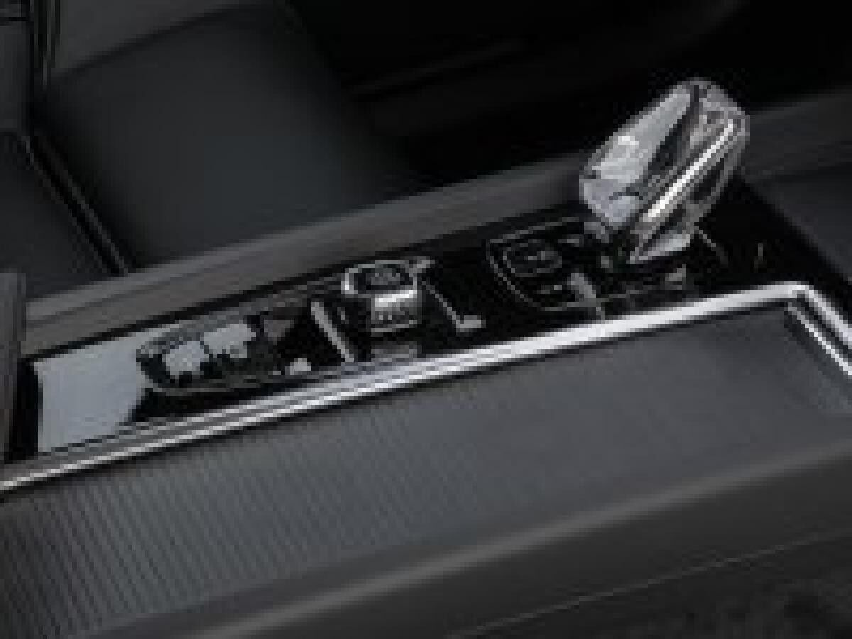 Volvo XC60 T6 Plus Black Edition