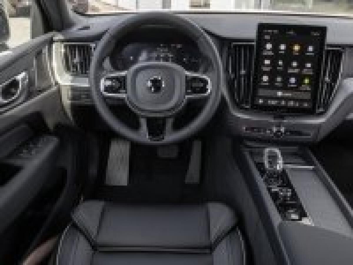 Volvo XC60 T6 Plus Black Edition