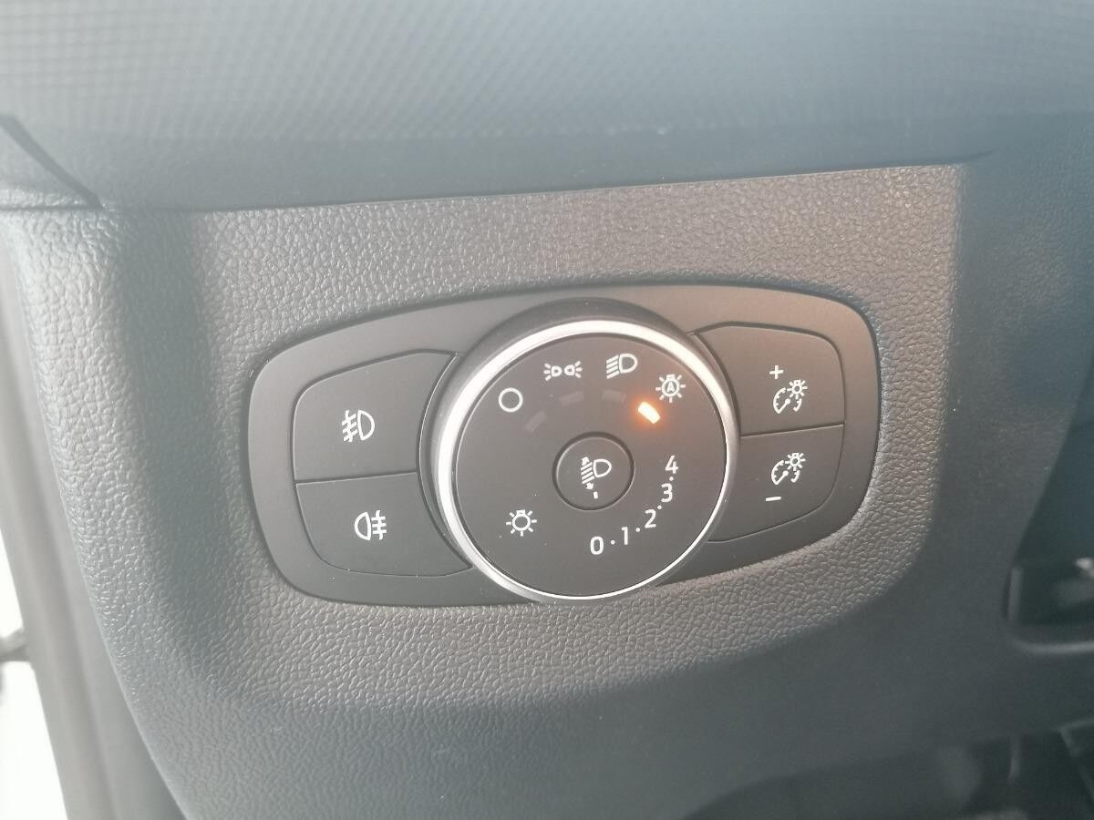 Ford Transit Courier Trend *AHK*SHZ*PDC*Kamera