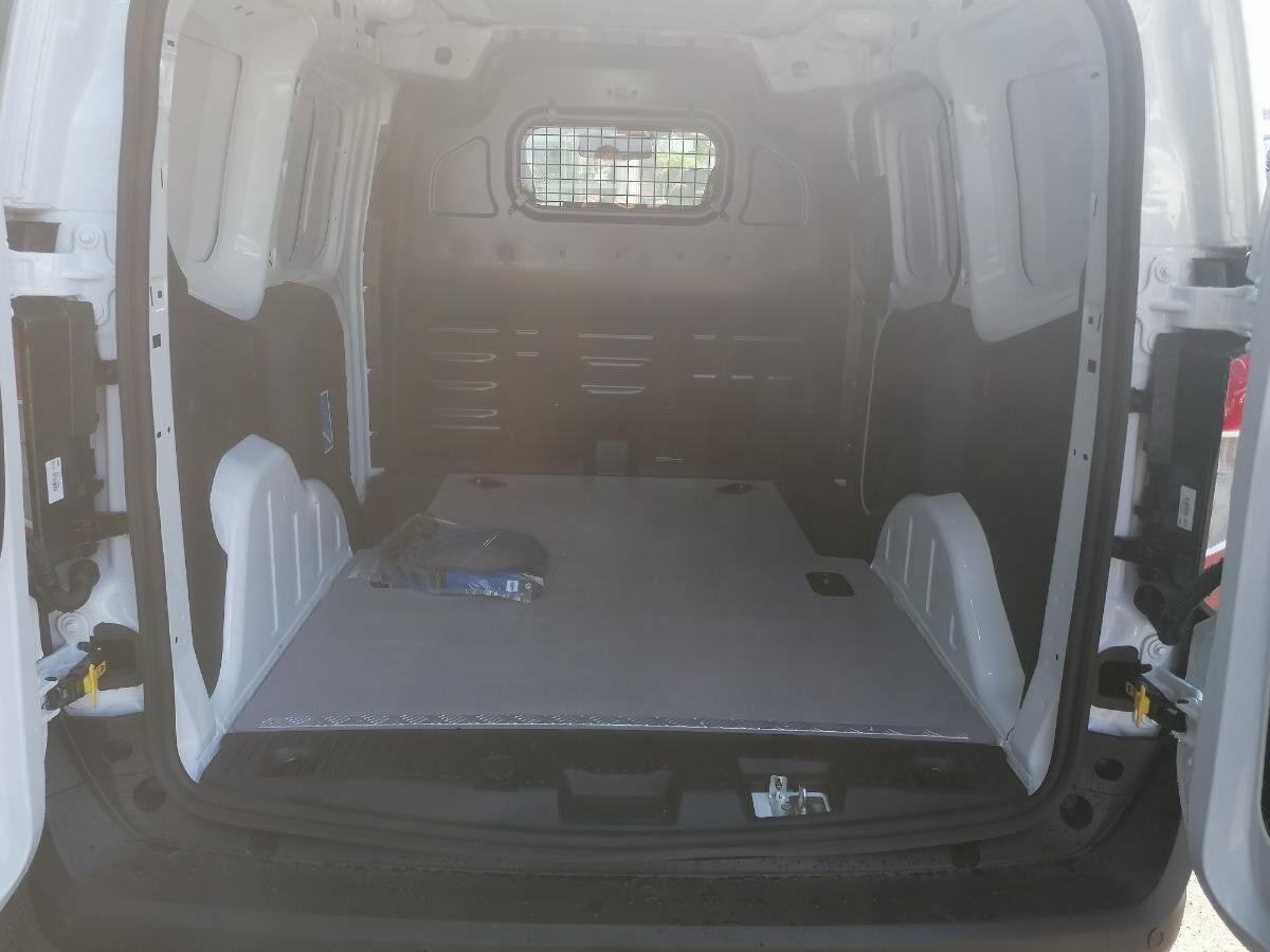 Ford Transit Courier Trend *AHK*SHZ*PDC*Kamera