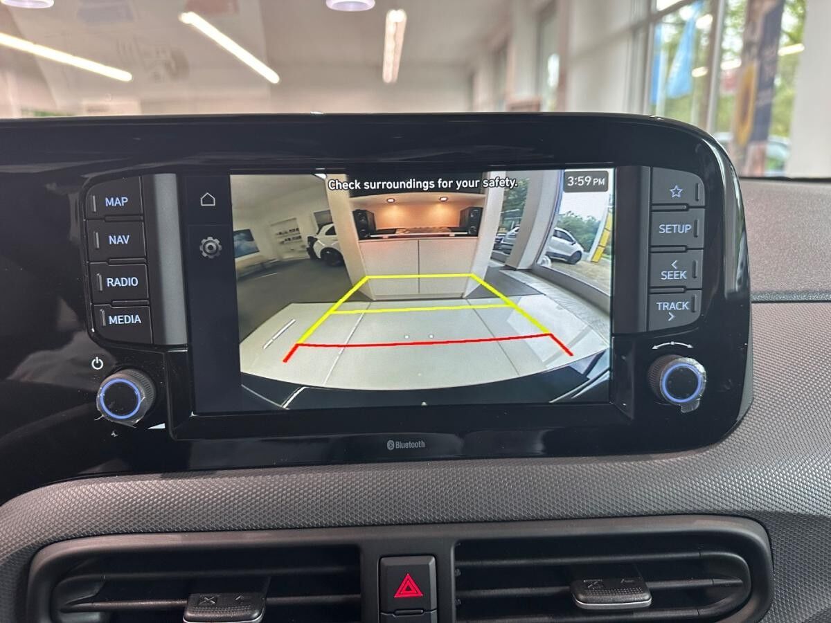 Hyundai i10 1.0 Trend, Navi, SHZ Inspektionspaket BigDeal