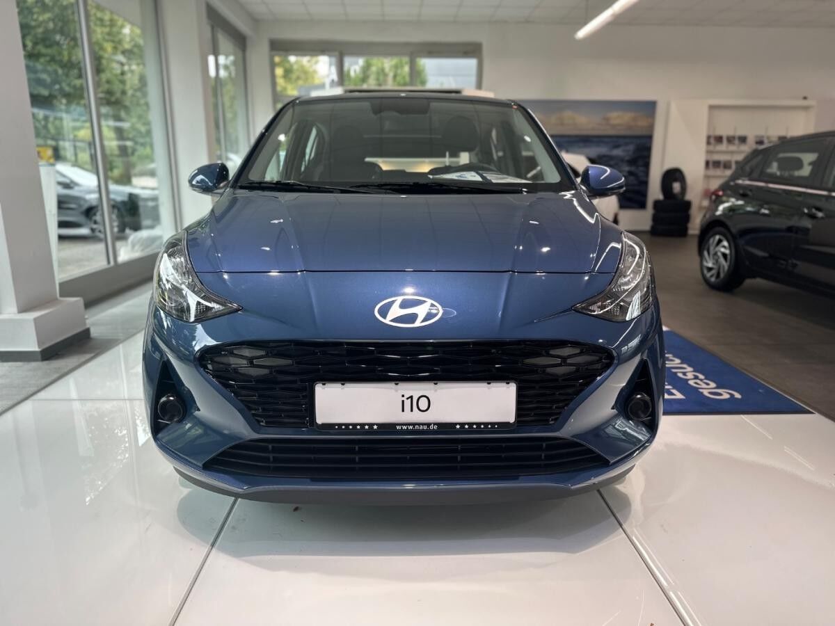 Hyundai i10 1.0 Trend, Navi, SHZ Inspektionspaket BigDeal