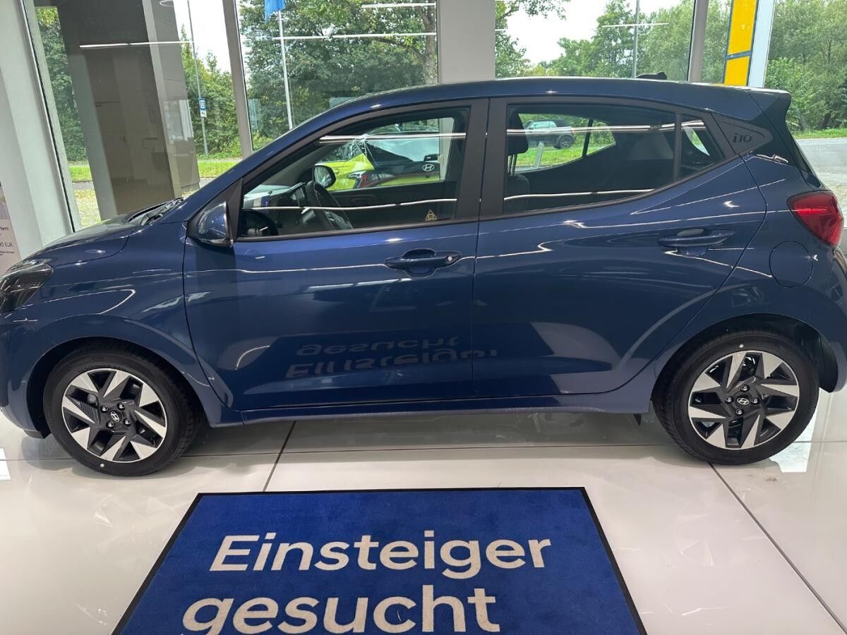 Hyundai i10 1.0 Trend, Navi, SHZ Inspektionspaket BigDeal