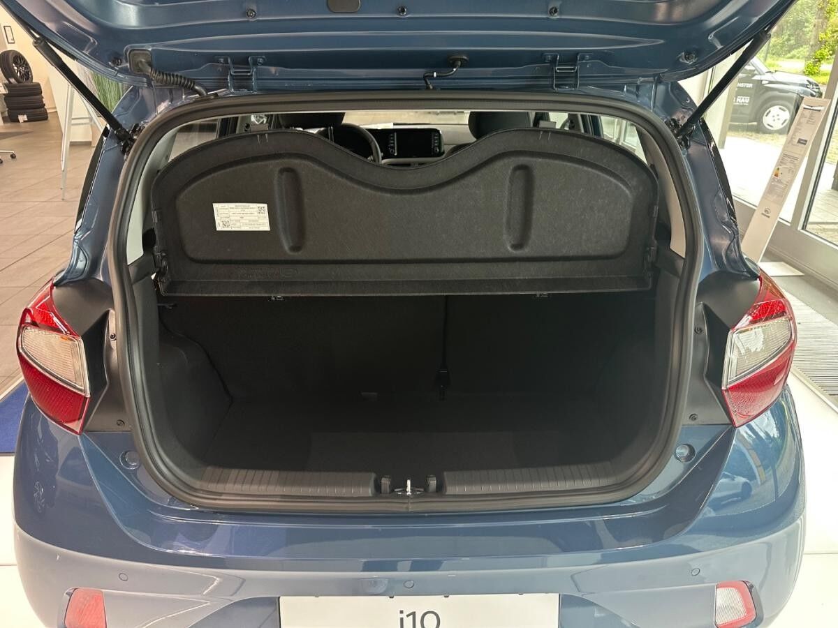 Hyundai i10 1.0 Trend, Navi, SHZ Inspektionspaket BigDeal