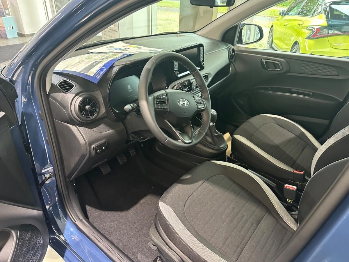 Hyundai i10 1.0 Trend, Navi, SHZ Inspektionspaket BigDeal