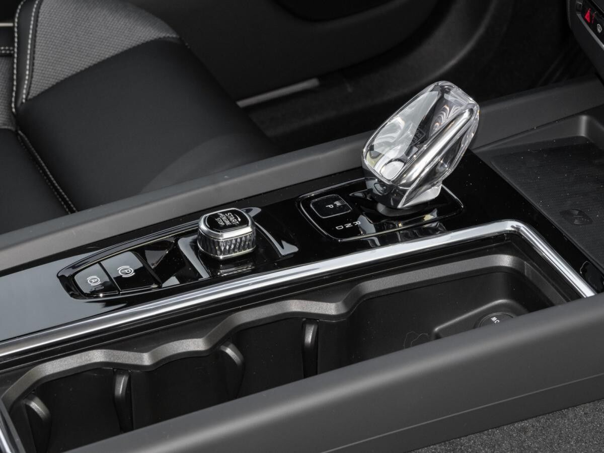 Volvo XC60 T6 Black Edition Plus