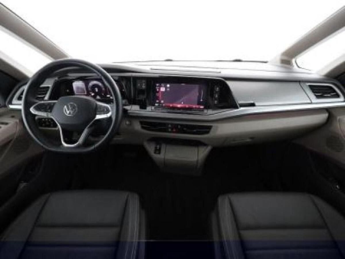 Volkswagen Multivan 2.0 TDI Life lang DSG AHK Kamera LED Volkswagen Multivan 2.0 TDI Life lang DSG AHK Kamera LED