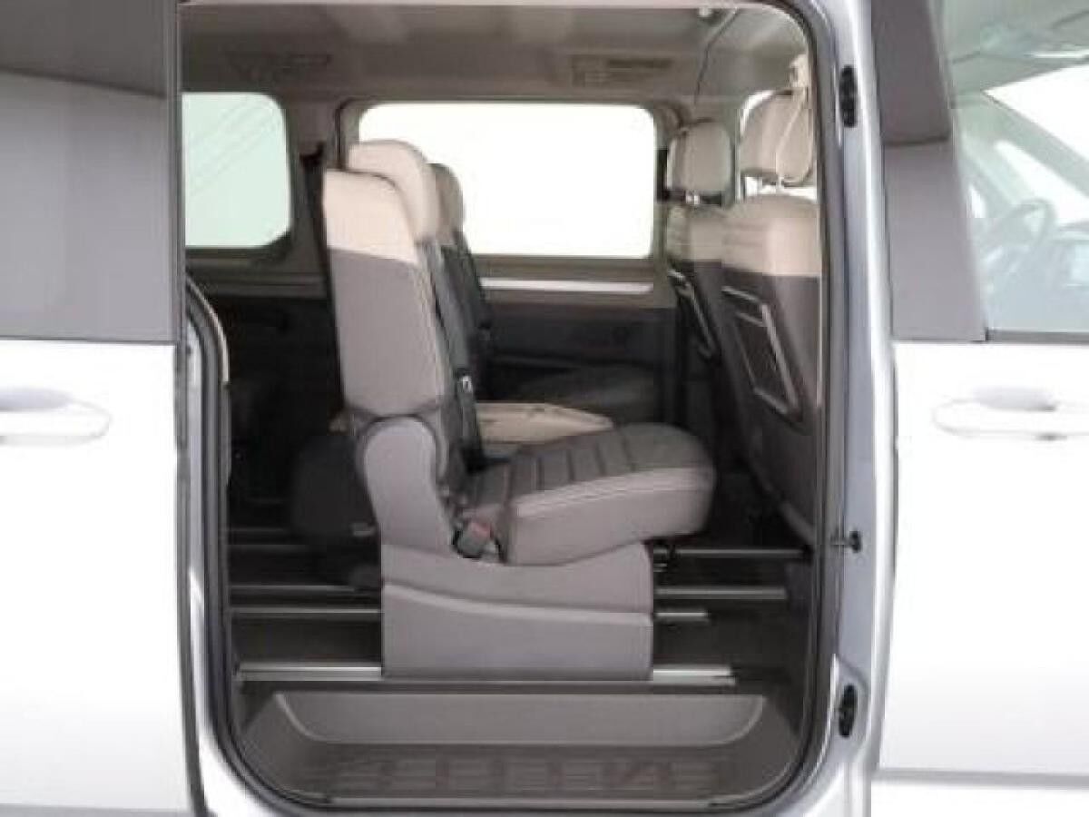 Volkswagen Multivan 2.0 TDI Life lang DSG AHK Kamera LED Volkswagen Multivan 2.0 TDI Life lang DSG AHK Kamera LED