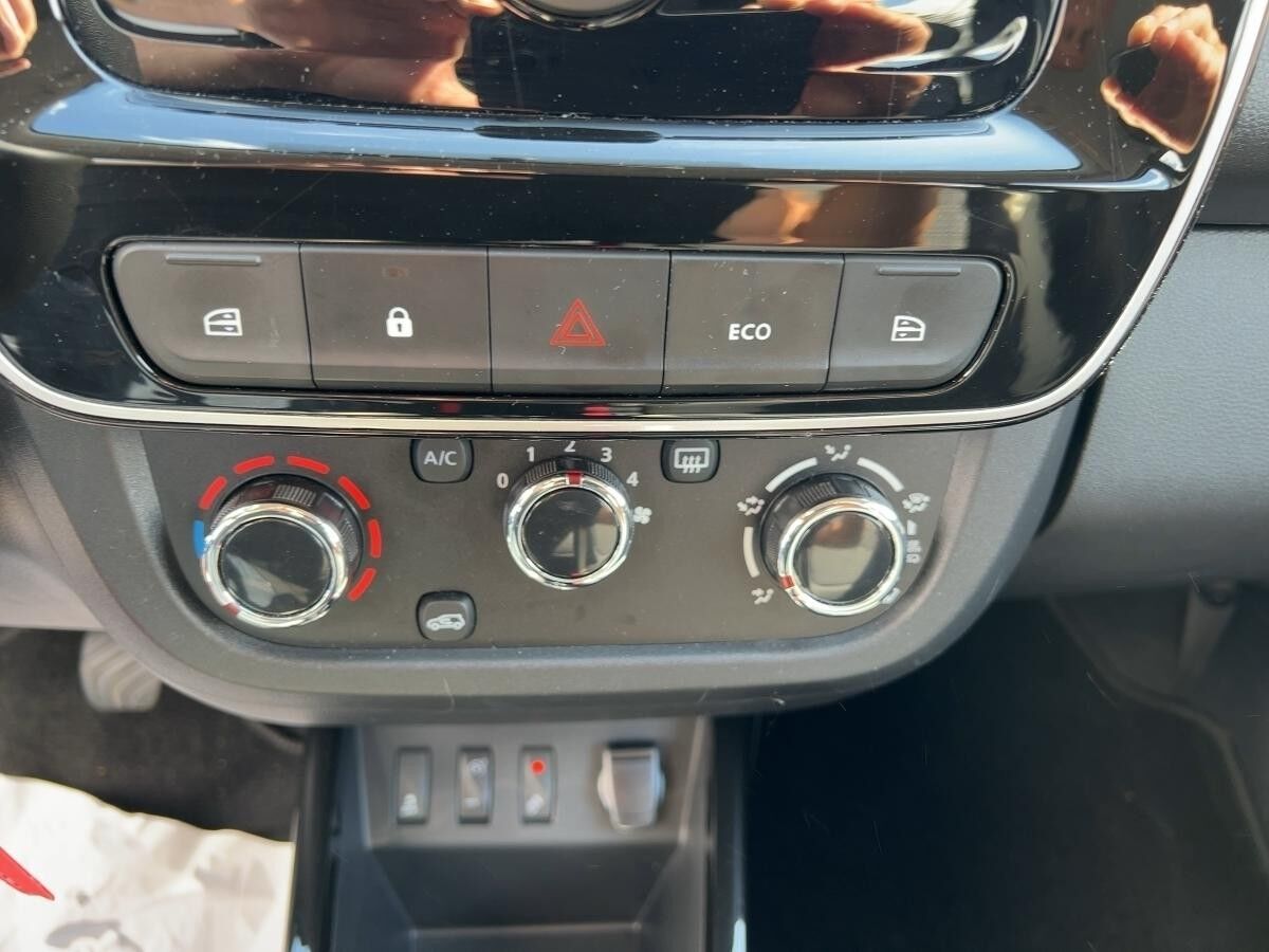 Dacia Spring Electric Essential 45 Klima LED - VERSCHIEDENE FARBEN