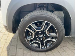 Dacia Spring Electric Essential 45 Klima LED - VERSCHIEDENE FARBEN