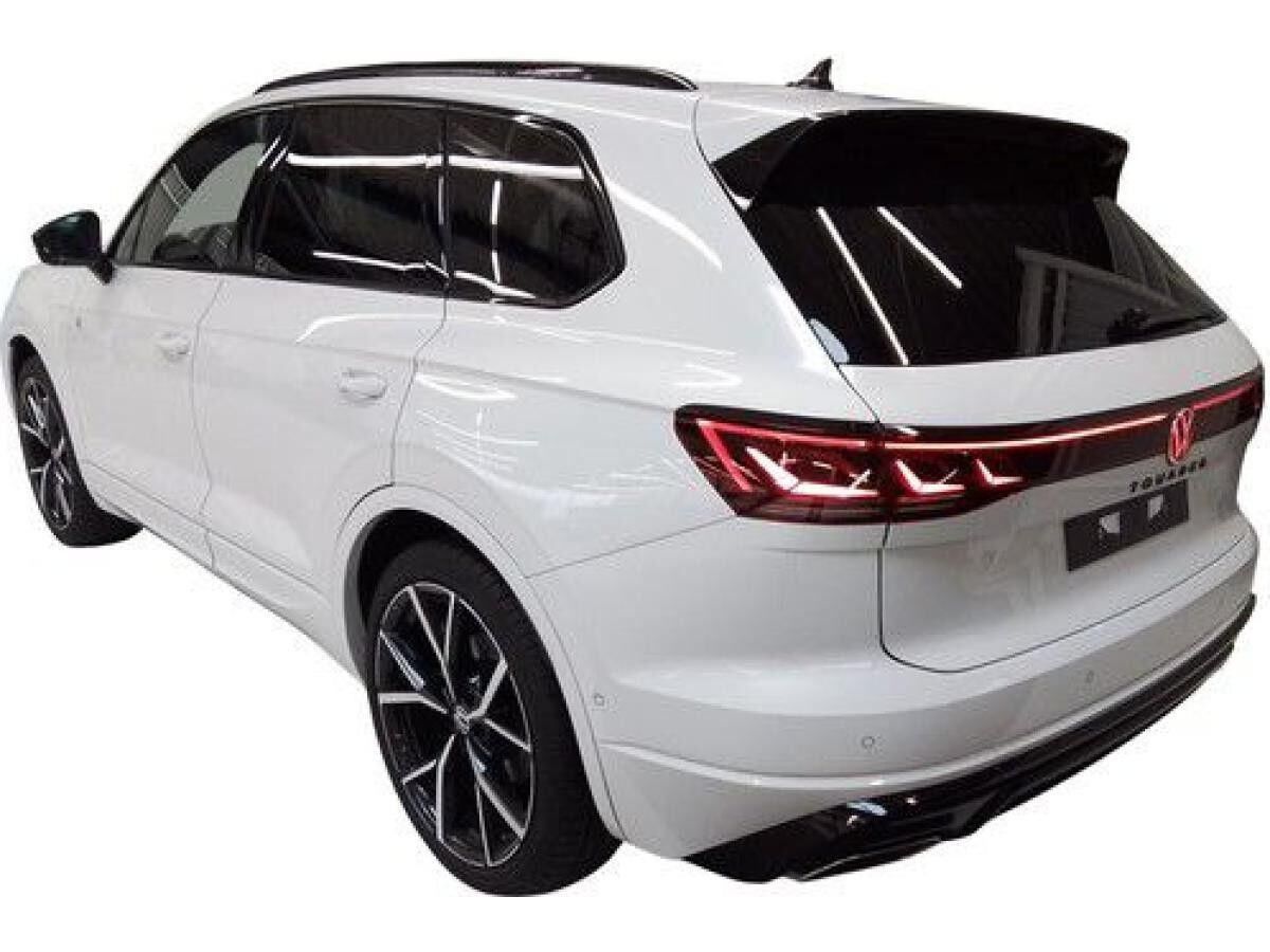 Volkswagen Touareg R-LINE 3.0TDI NP.117T ACC.5J-G.AHK.STHZG.LUFT.AREA-VIEW.NAVI.DYNAUDI