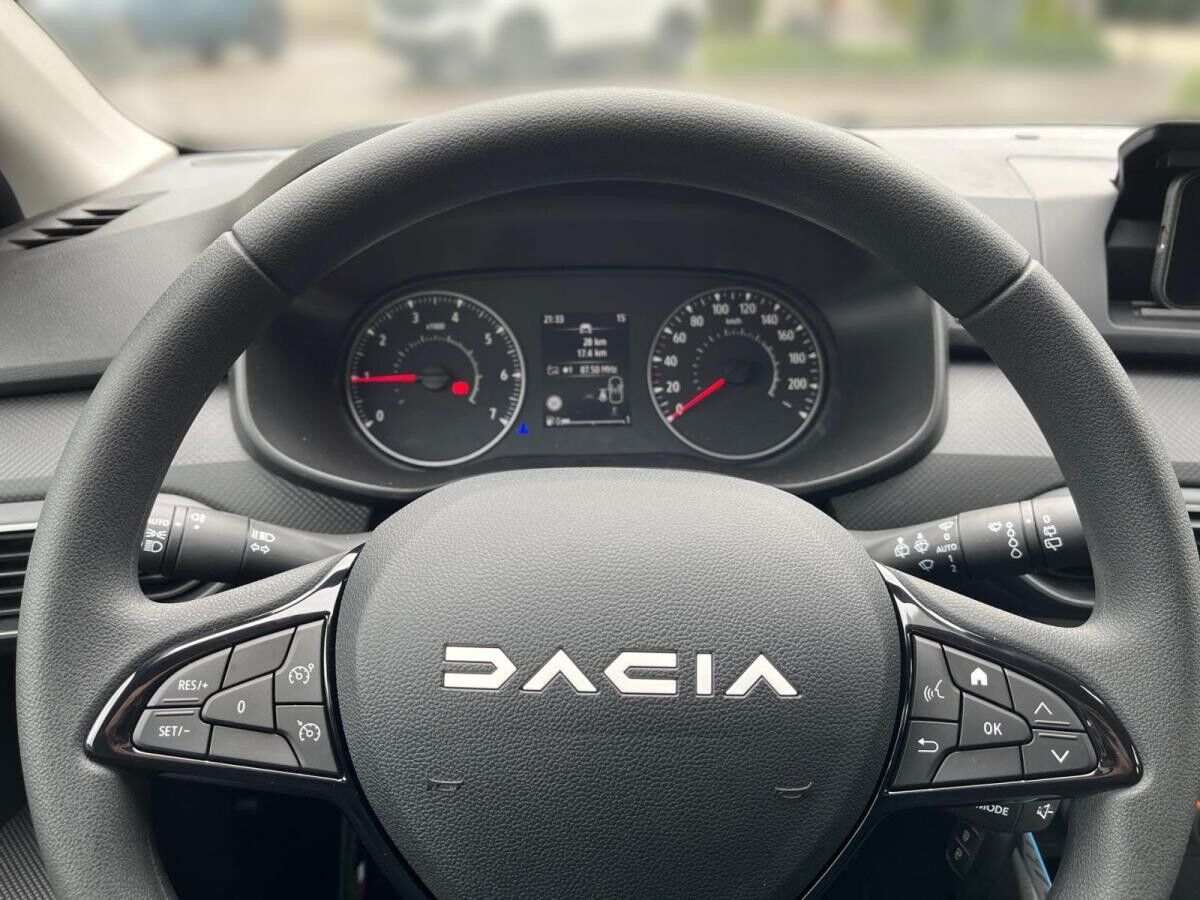 Dacia Sandero Essential SCe 65🖤Black-Week🖤Klima🖤 DAB🖤Spurhalteass.🖤Verkehrszeichenerk.