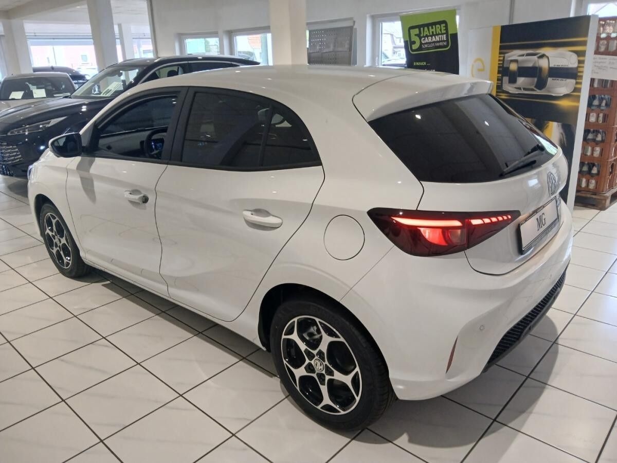 MG MG3 3 Luxury Voll-Hybrid 360 SpurH LED KlimaA PDC