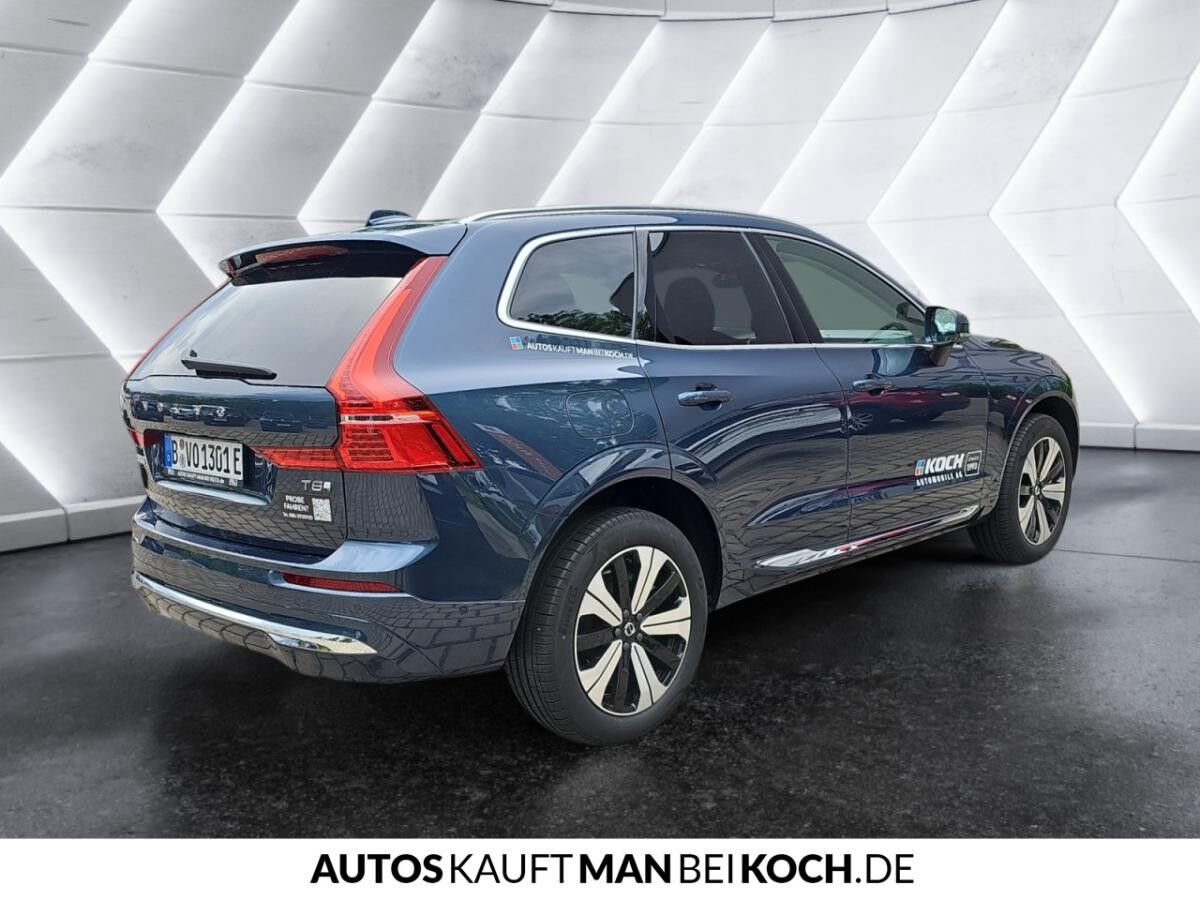 Volvo XC60 T8 AWD Plug-in Hybrid Plus Bright Ganzjahresreifen