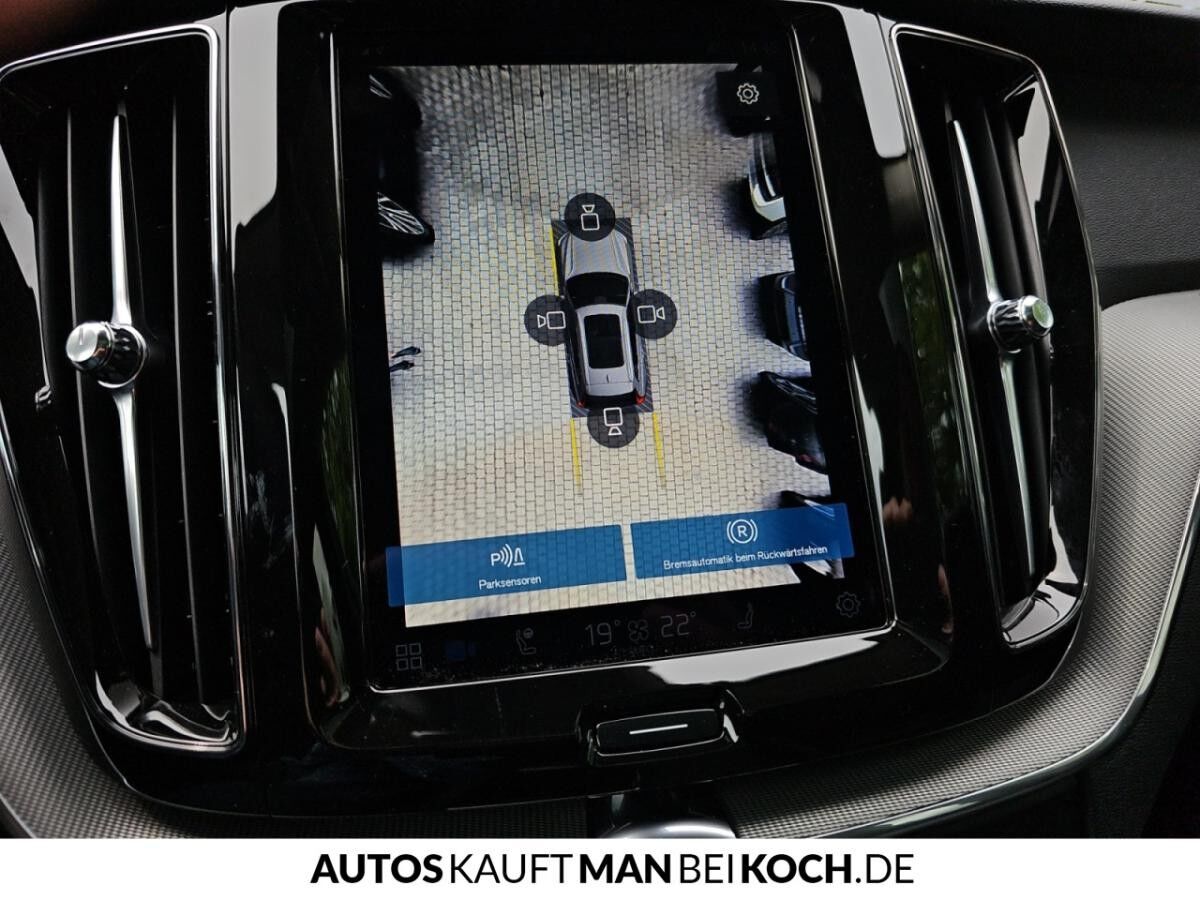 Volvo XC60 T8 AWD Plug-in Hybrid Plus Bright Ganzjahresreifen