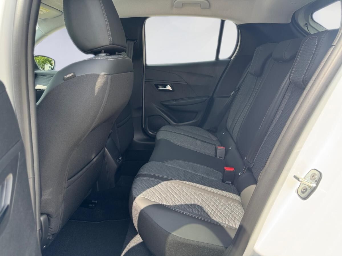 Peugeot 208 ALLURE PureTech 100 LED Klima Einparkhilfe