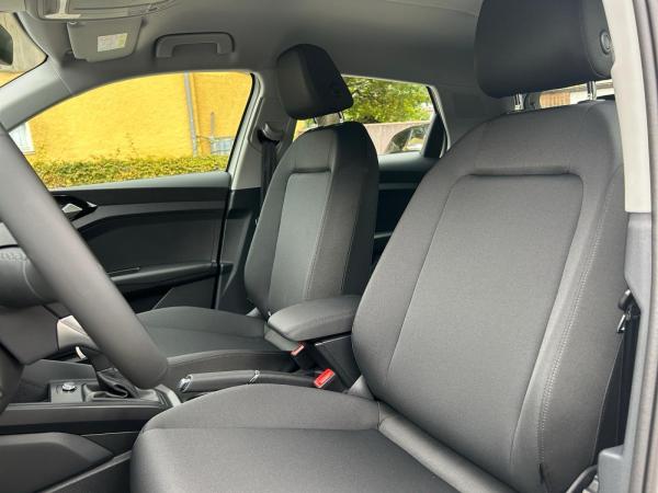 Audi A1 Sportback❗S-tronic❗Assistenzp❗ SHZ❗LED❗SOFORT Verfügbar❗