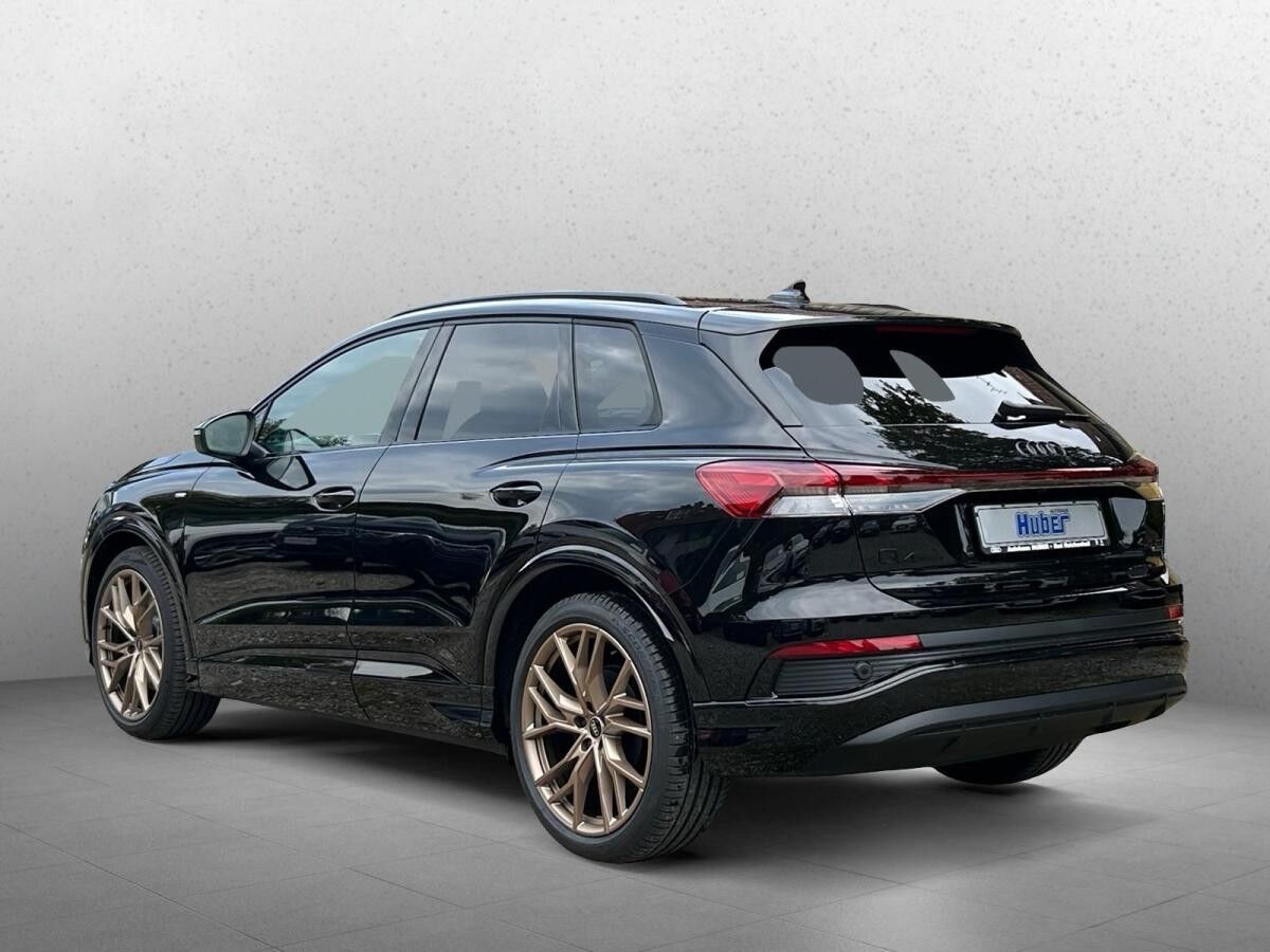 Audi Q4 e-tron 45 quattro S Line Matrix HUD AHK uvm