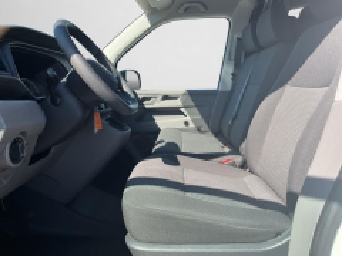 Volkswagen T6.1 Transporter LR 2.0 TDI DSG NAVI SHZ PDC