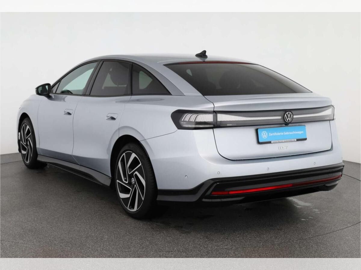 Volkswagen ID.7 Pro 77 kWh AHK, WP, Anschlussgarantie