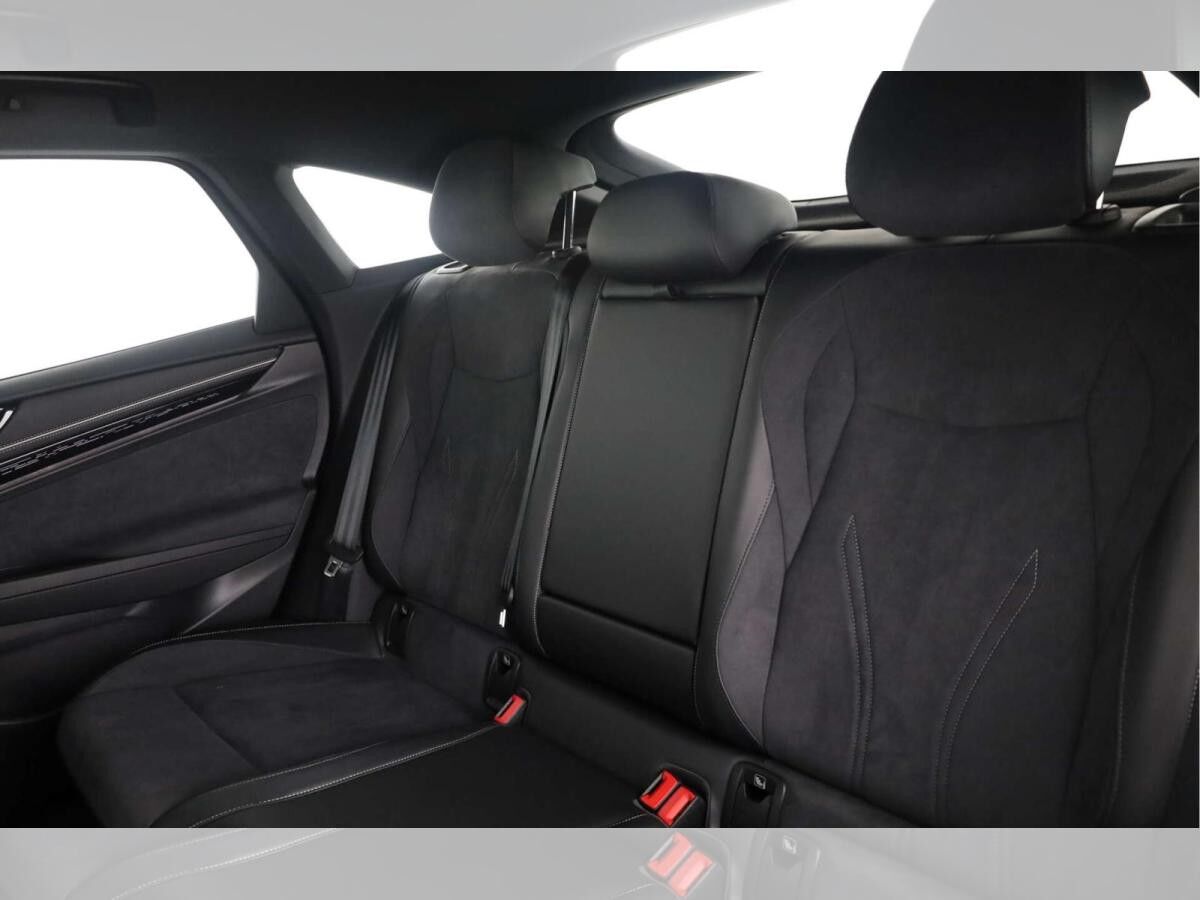 Volkswagen ID.7 Pro 77 kWh AHK, WP, Anschlussgarantie