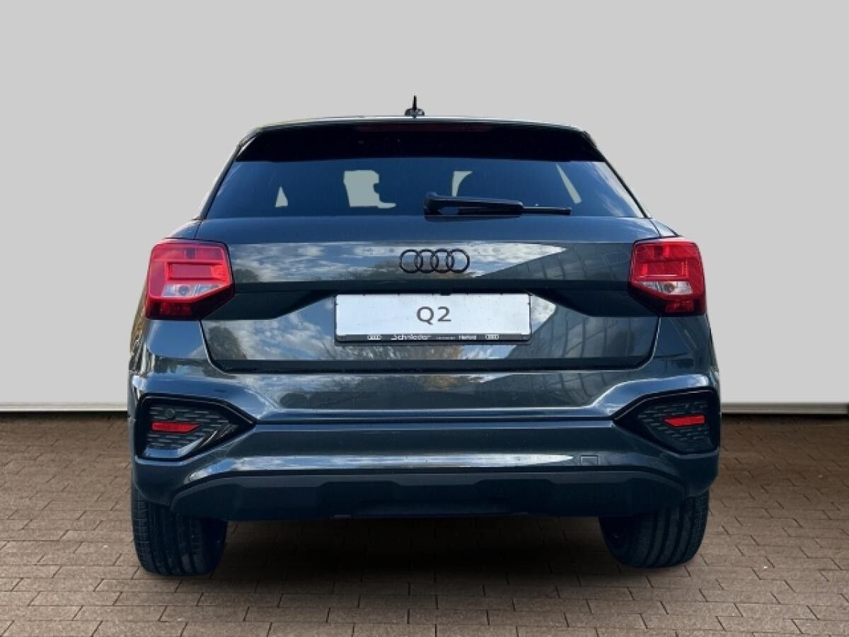 Audi Q2 advanced 35 TFSI S tronic+AHK+LEDER+LED+KAMERA+CARPLAY