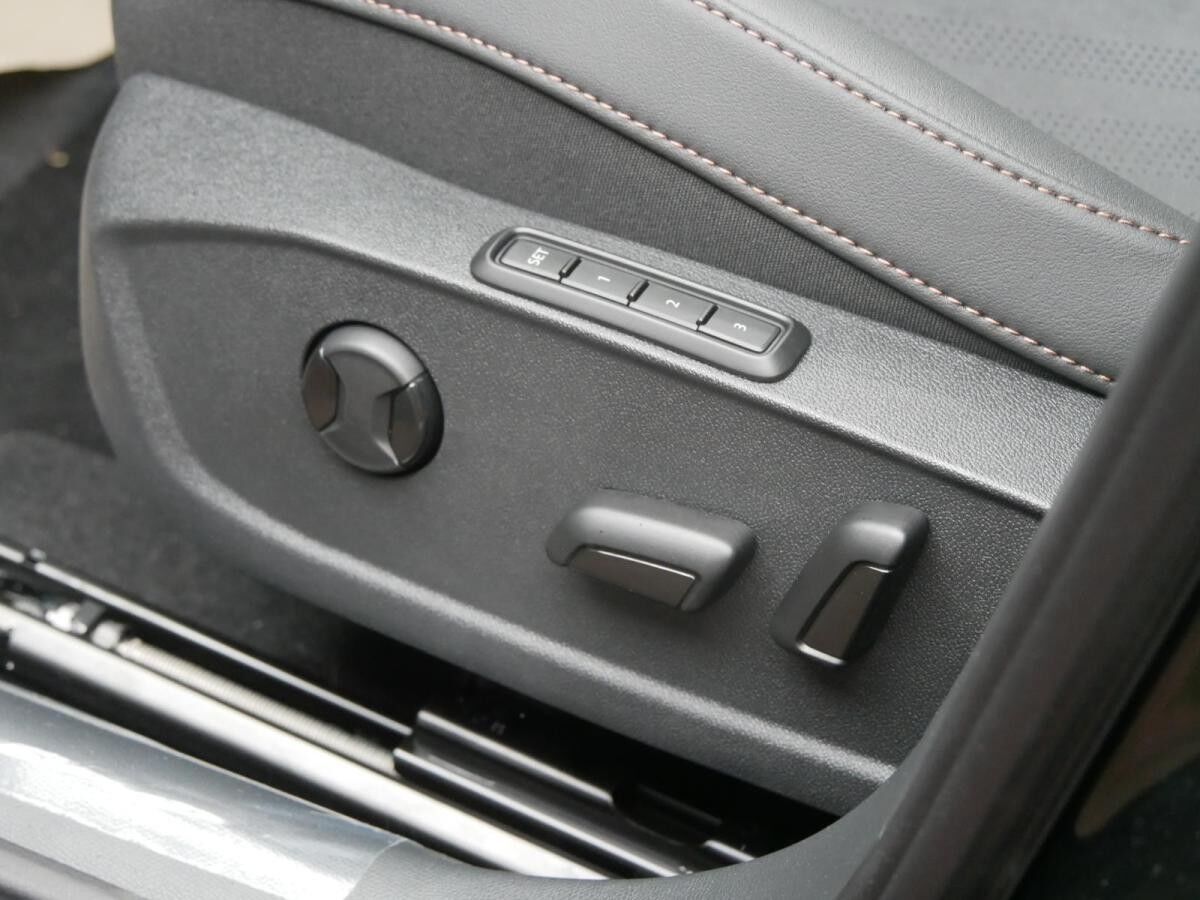 Cupra Leon Cupra Leon ST 1.5 e-Hybrid 150 kW DSG|Matrix|AHK ⚡Gewerbeleasing⚡