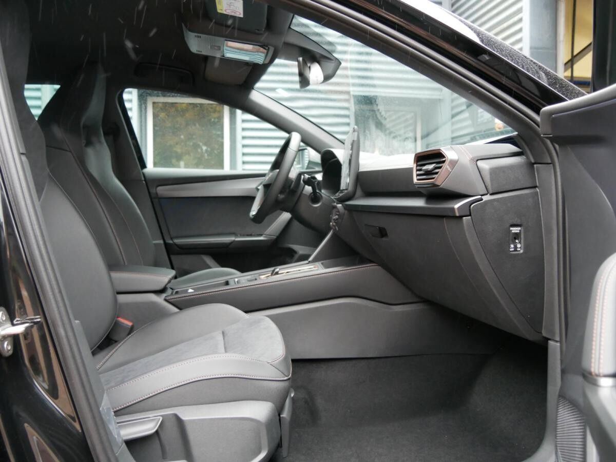 Cupra Leon Cupra Leon ST 1.5 e-Hybrid 150 kW DSG|Matrix|AHK ⚡Gewerbeleasing⚡