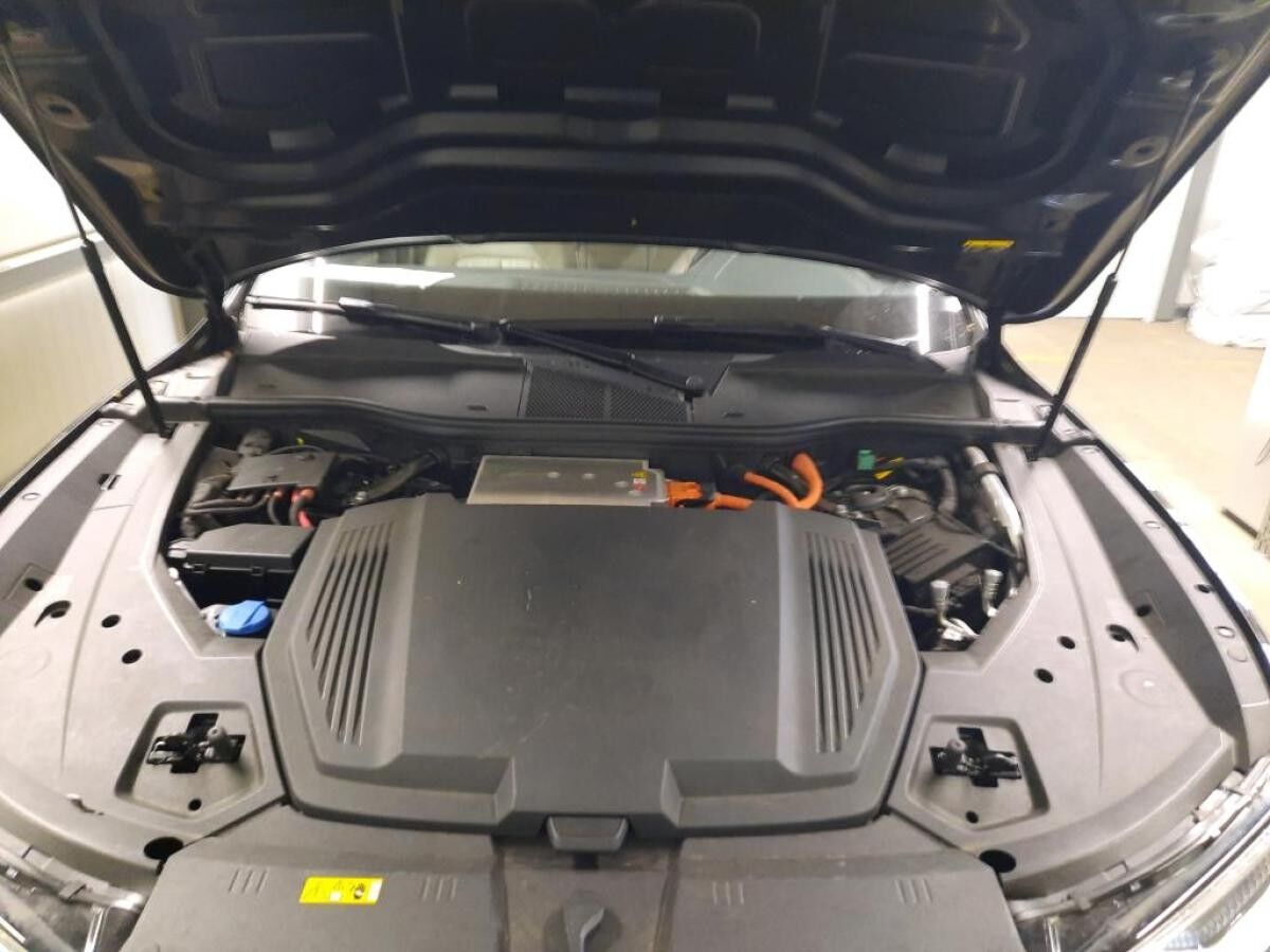 Audi e-tron 50 ELECTRIC ALLRAD /NAVI/LEDER/LED/NAVI/SHZ/RFK/ASSISTENZ/KLIMA UVM.