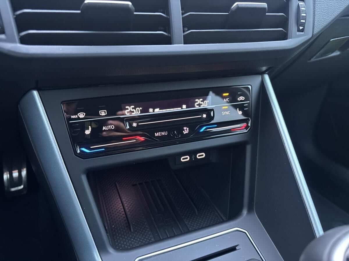 Volkswagen Taigo Goal Navi LED ACC Apple CarPlay