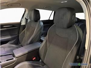 Volkswagen Passat 1.5 eHybrid Elegance NAVI KAM ASISST 18