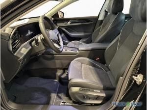 Volkswagen Passat 1.5 eHybrid Elegance NAVI KAM ASISST 18