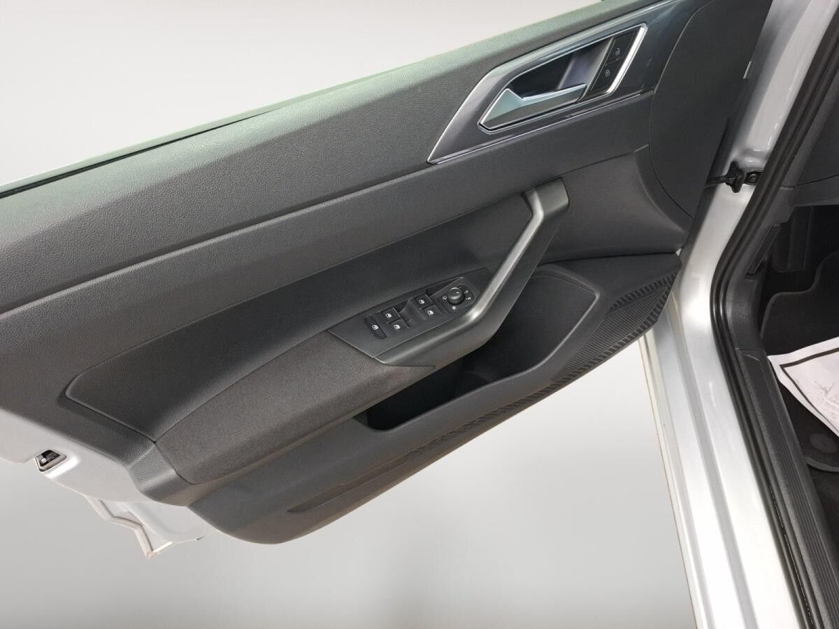 Volkswagen Polo VI 1.0 TSI Style Matrix ACC Navi 2xKlima SHZ