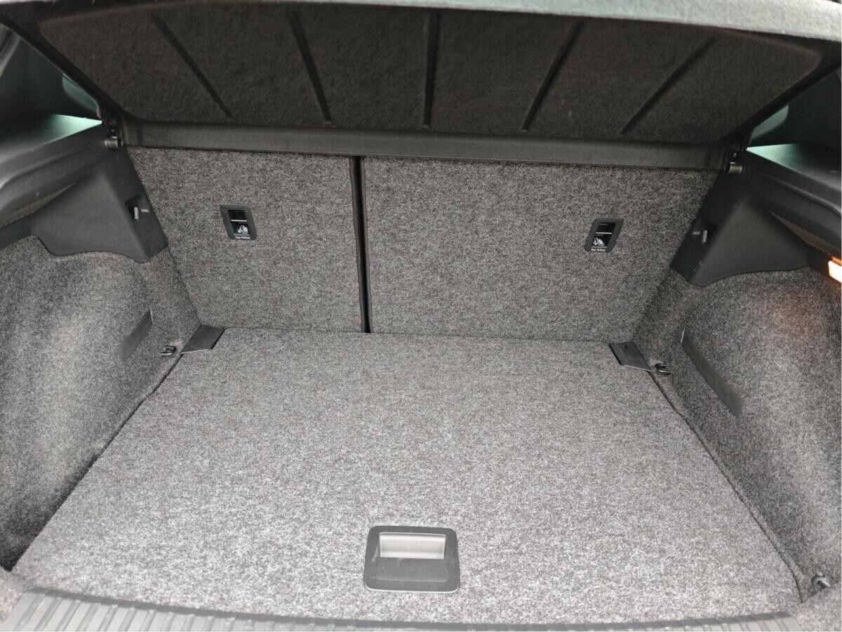 Seat Arona Xperience 1.0 TSI ACC Navi Licht-Assist