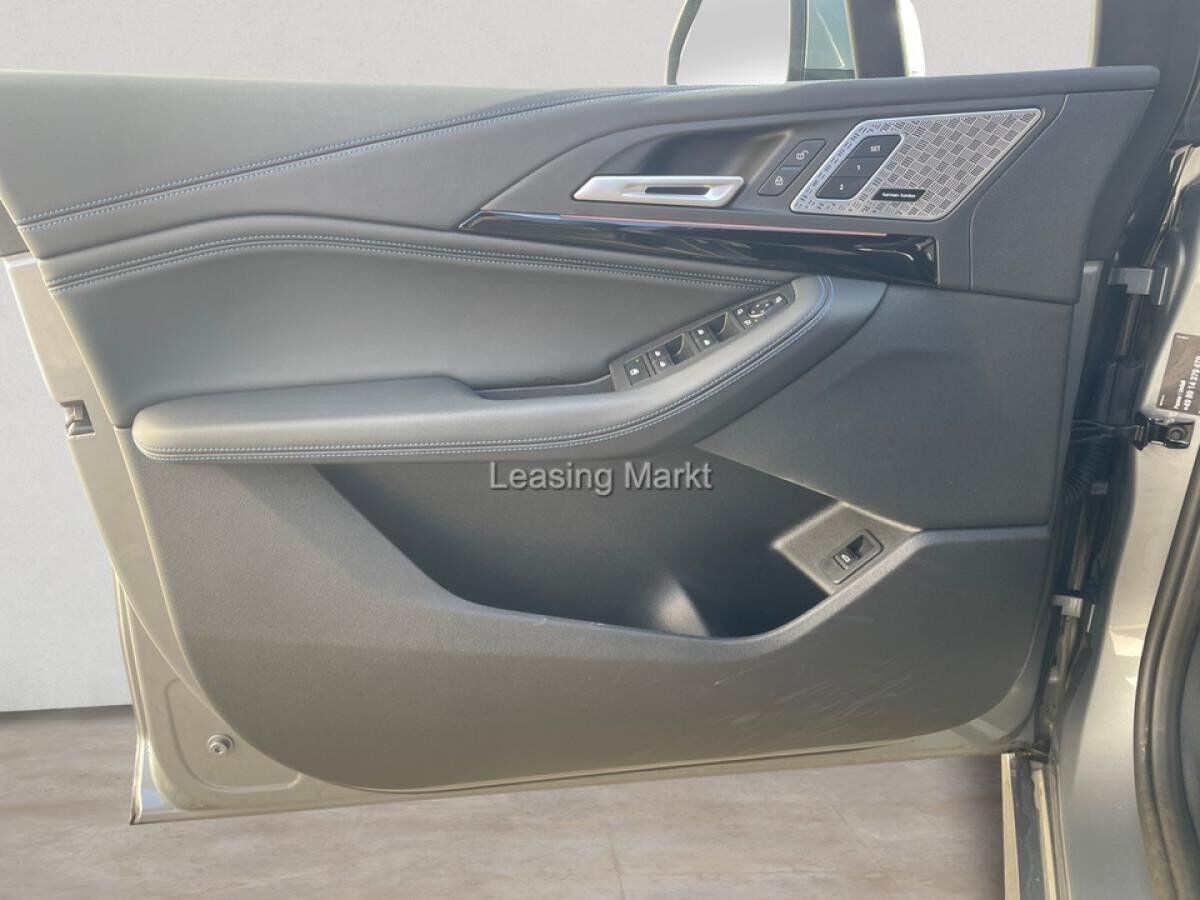 BMW 230 223i xDrive Active Tourer / NP= 62.,- / AHK /