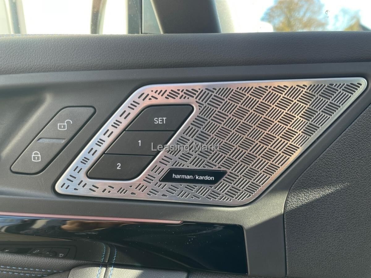 BMW 230 223i xDrive Active Tourer / NP= 62.,- / AHK /