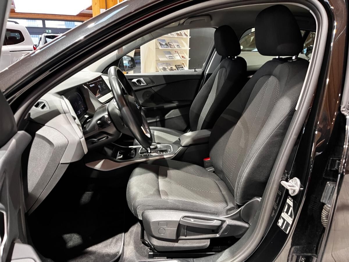 BMW 118 ACC+LED+SHZ+Navi+Kam