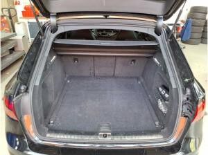 Audi RS4 RS 4 Avant quattro / Pano, Matrix, Vmax280, B&O