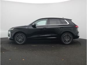 Audi Q3 S-Line TFSI quattro S-tronic / Tech plus, LED