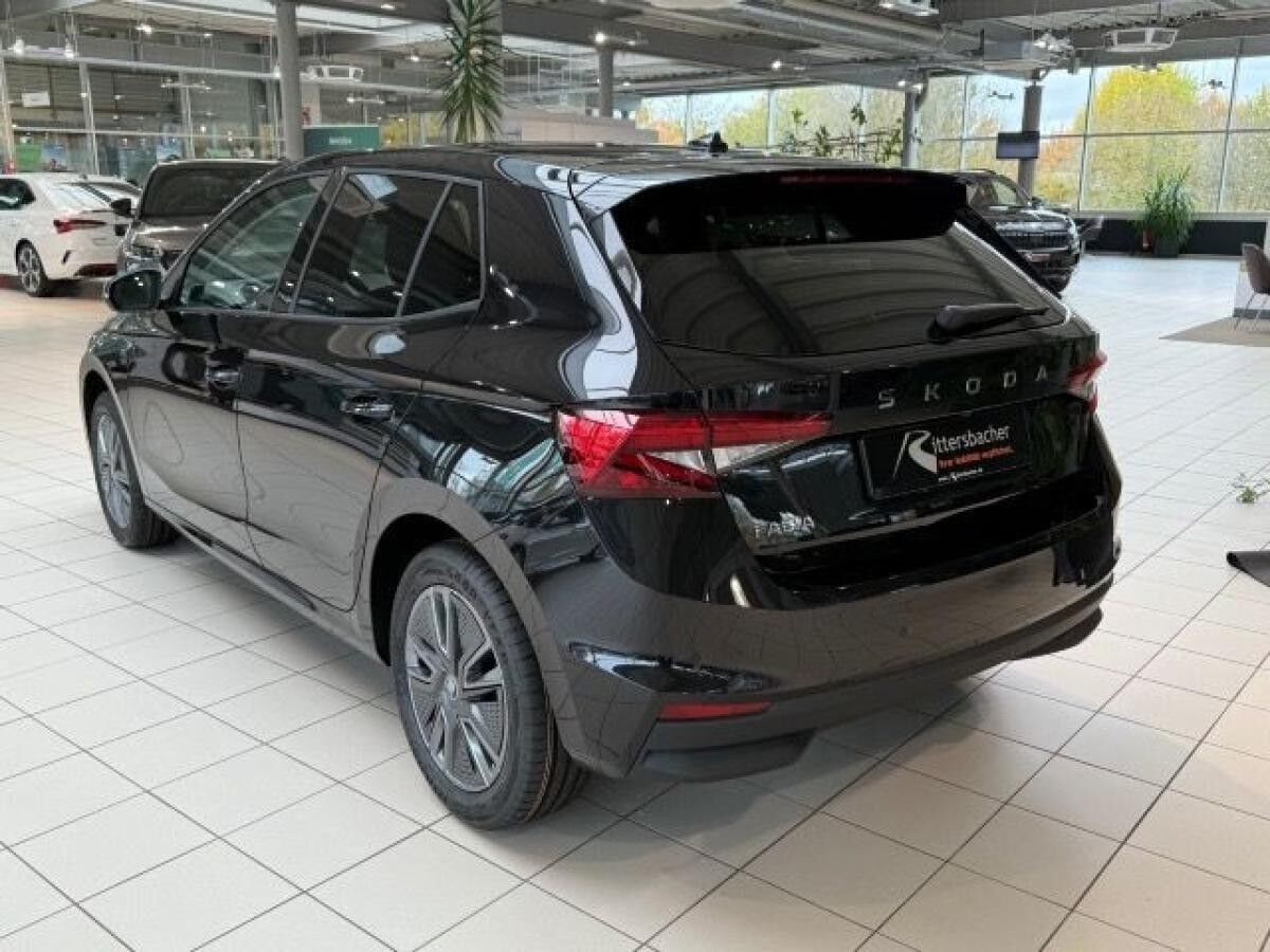 Skoda Fabia Tour 1,0 TSI 6-Gang-Schaltgetriebe Sofort Verfügbar