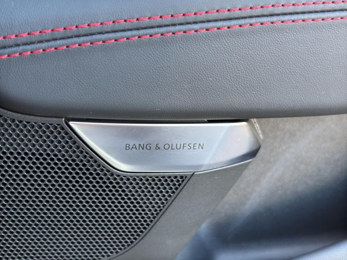 Audi e-tron GT S quattro*LASER*PANO*HUD*21ZOLL*NAVI-PLUS