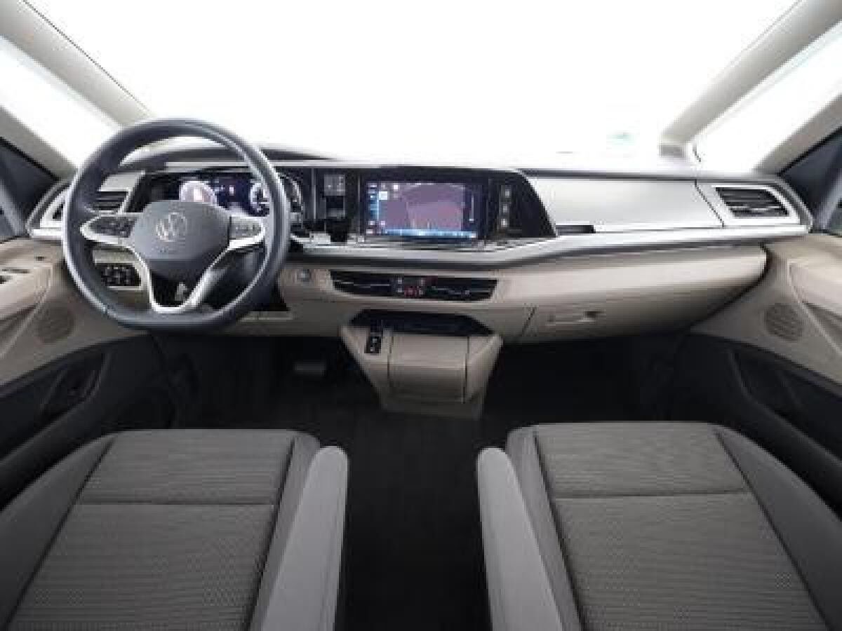 Volkswagen Multivan Edition lang DSG / Pano, Matrix, AHK