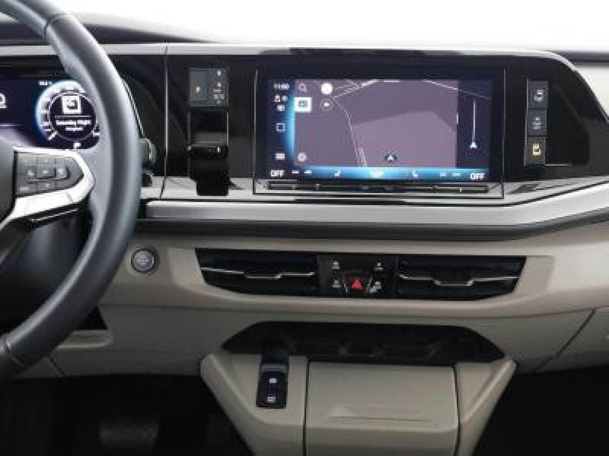 Volkswagen Multivan Edition lang DSG / Pano, Matrix, AHK