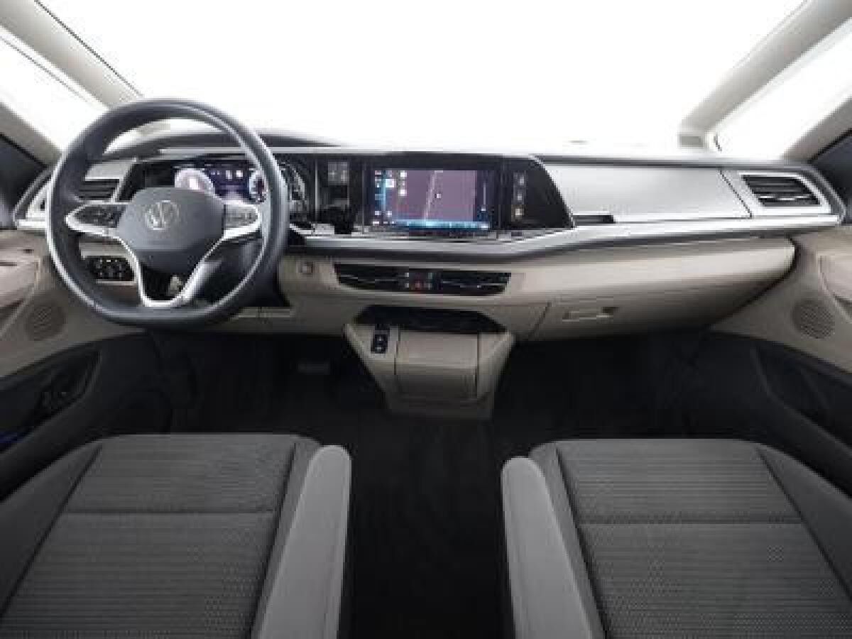 Volkswagen Multivan Edition lang DSG / Pano, Matrix, Standh