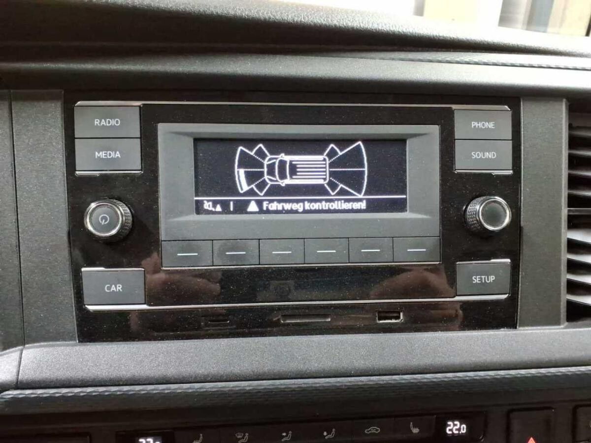 Volkswagen T6.1 Caravelle / 8-Sitze, Climatronic, AHK, PDC