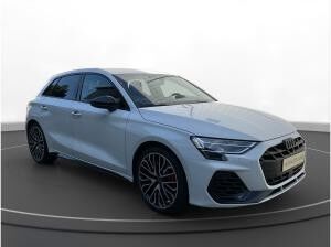Audi S3 Sportback 2.0 TFSI quattro S tronic MMI NAVI+